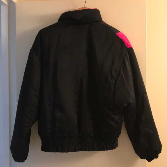 Ski jacket. Stylish, Warm and comfy - Picture 4 of 4